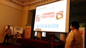 USSEC consultant Dr. Gonzalo Mateos explains U.S. soybean meal of different origins in modern broilers diets