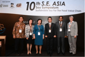 Speakers at the Soy Symposium: (from left to right) Dr. Made Astwan, Bogor Agriculture University; Prof. Suzanne Ho, Chinese University of Hong Kong; Ms. Yeong Boon Yee, USSEC; Dr Badriul Hegar, University of Indonesia; Pusphanathan Sundram, EAS Strategic Advice Asia; and Marypat Corbett, USSEC