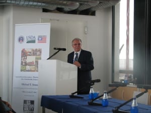Green_D-IMG1