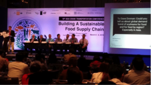 1.Moderator Kevin Roepke (USGC) and panellists Dave Donnan (AT Kearney), Jon Schaeffer (South Dakota Soybean Association), Scott Gauslow (North Dakota Soybean Council), Emily French (ConsiliAgra), Matt Weimar (U.S. Wheat Associates), Drew Parsley (Minnesota Soybean Research and Promotion Council) and Mike Appert (North Dakota Soybean Council)