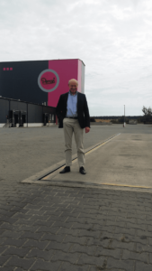 USSEC consultant Dr. Jannes Doppenberg worked with Polish swine feed manufacturer LIRA-Pasze, which had just begun operating its brand new feed mill dedicated to Porcus brand piglet feed.