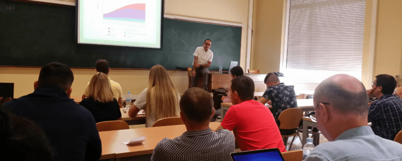 In his presentations, Dr. Enric Marco focused on the use of antibiotics, additives, and vaccination programs