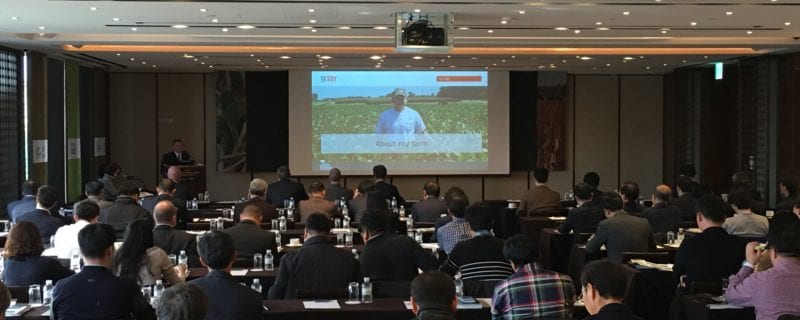 USB director Walter Godwin discusses 2016 farming conditions and production with the audience
