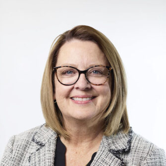 Headshot of Julie Sumpter