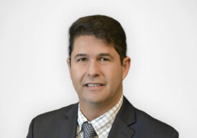 Headshot of Carlos Salinas