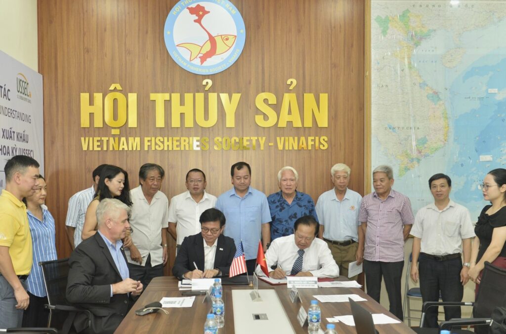 USSEC signed a Memorandum of Understanding (MOU) with the Vietnam Fisheries Society (VINAFIS) on 13 October 2025.